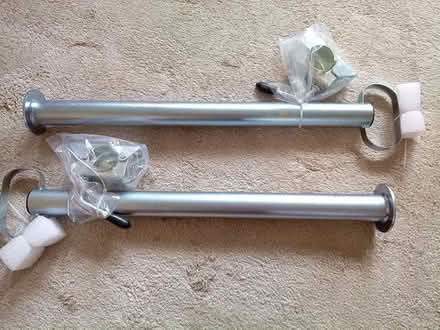 Photo of free Trailer/caravan support (Sevenoaks TN13) #1