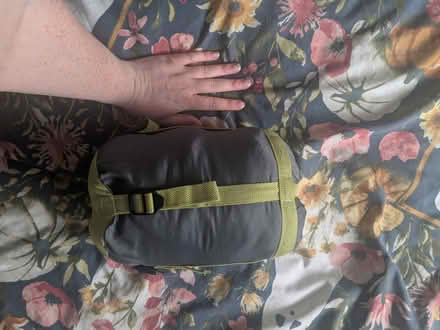 Photo of free Sleeping bag and air pillow (Haslucks Green B90) #1