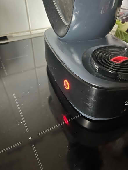 Photo of free DeLonghi coffee pod machine (Hanover BN2) #3