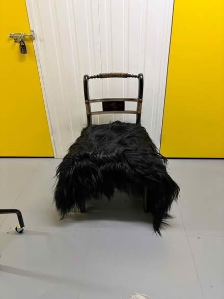 Photo of free Chair shabby chic (Elizabeth Gate TW8) #3
