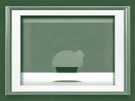 Photo of Gold-coloured photo frame (California IP3) #1