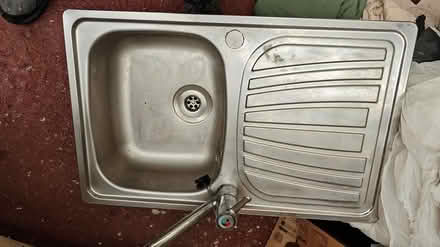 Photo of free Stainless steel sink (Old Isleworth TW7) #1