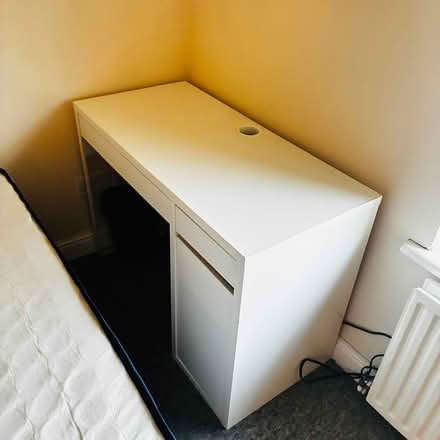 Photo of free House Clearence White goods, beds (OX4) #3