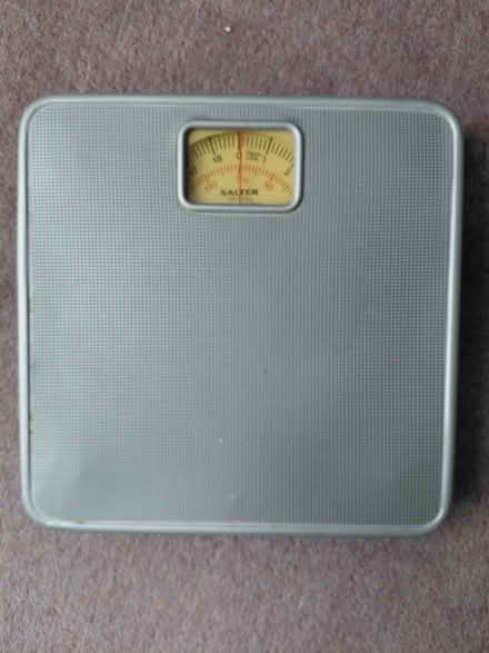 Photo of free Weighing scales (New Greens AL3) #1