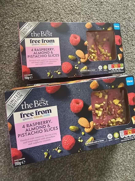 Photo of free Gluten free cake slices (HU8 james reckitt) #1