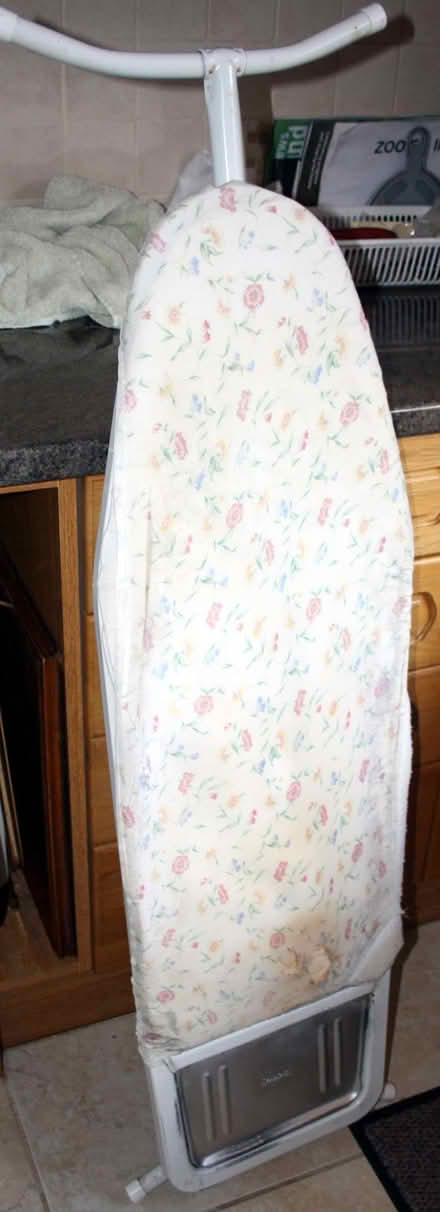 Photo of free Beldray Ironing Board (Blofield Heath NR13) #4