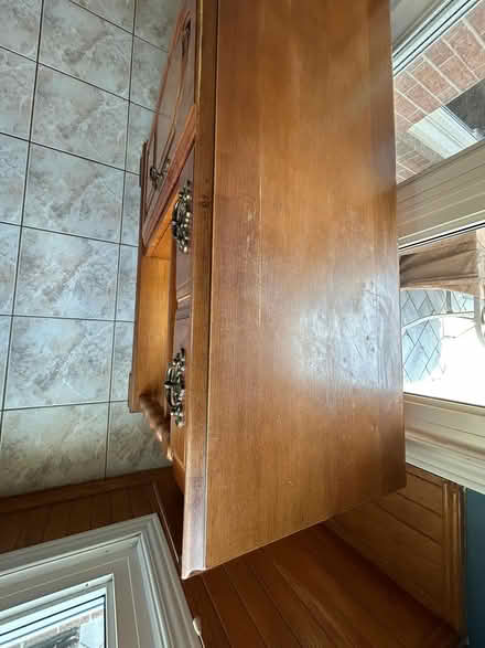 Photo of free Wood Sideboard / Server piece (16th Ave & 9th Line Markham) #4