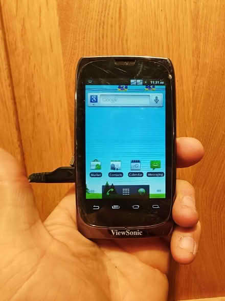 Photo of free Basic Old mobile phone (Bawdsey IP12) #1