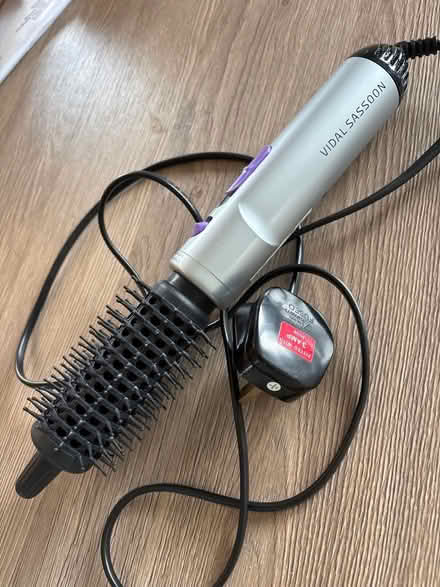 Photo of free Warm air curler (Oxenholme LA9) #1