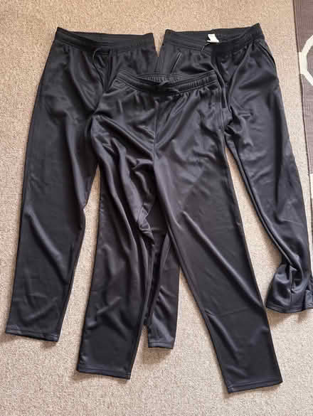 Photo of free H&M Tracksuit Bottoms boys size 14+ (Teddington TW11) #1