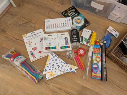Photo of free Crafts and party things (Archway N19) #1