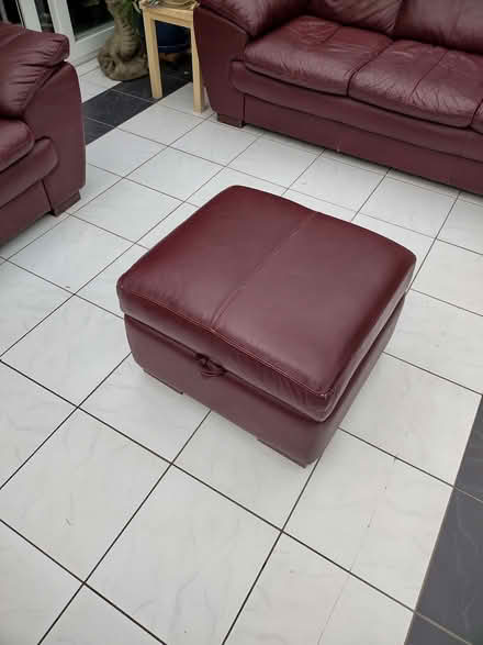 Photo of free Burgundy leather suite (Eastwood SS9) #4