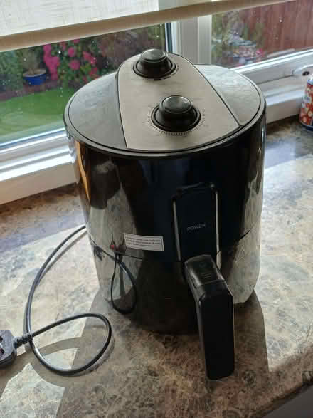 Photo of free Airfryer (Leven KY8) #1