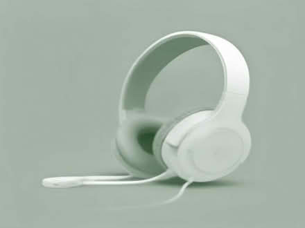 Photo of free white wireless headphones new (Moor Allerton LS17) #1
