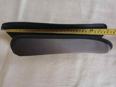 Photo of free Kookaburra Convert shin guards (Kingsway BA2) #4