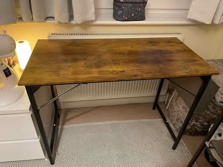 Photo of free Desk 100x50cm (Hendon, NW4, Brent Street) #2