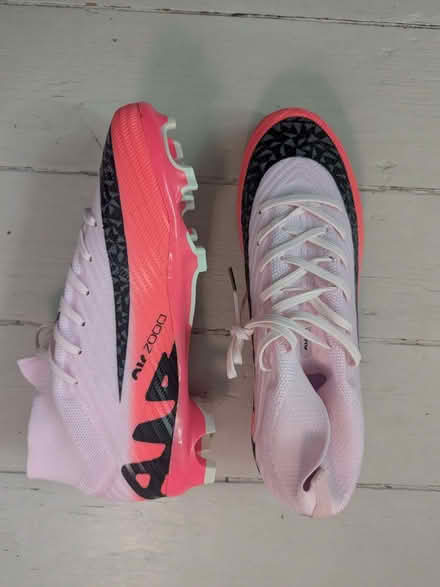 Photo of free FAKE Nike football boots size 5 (Bramley LS13) #1