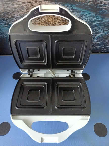 Photo of free Toastie Maker (Luton Lewsey LU4) #2
