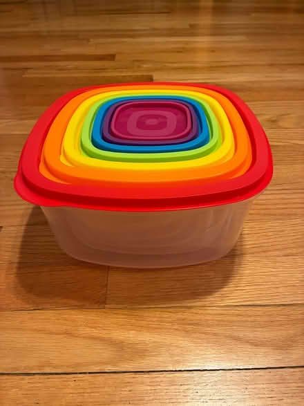 Photo of free Set of food storage containers (Saugerties) #1