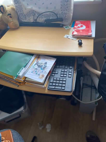 Photo of free Computer Desk (Springbank GL51) #1