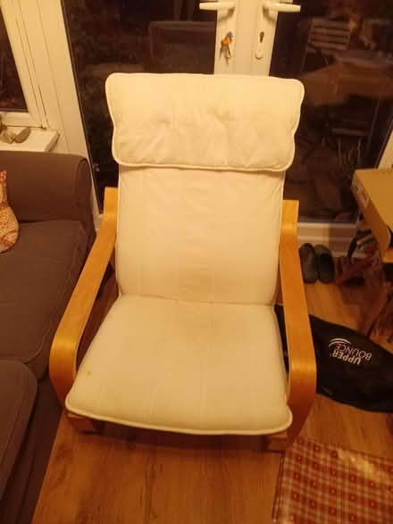 Photo of free White Poäng chair (Cam GL11) #1