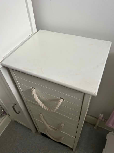 Photo of free Drawer unit (SS15 laindon) #2
