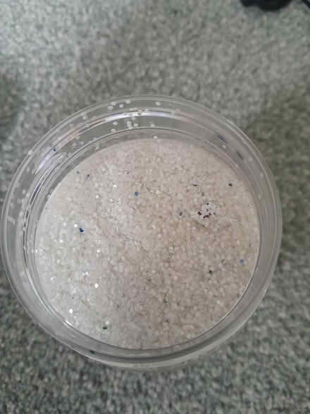 Photo of free White glitter (Smiths Estate OX28) #2