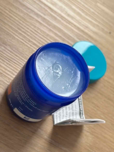Photo of free New Vaporub in box (Amersham HP6) #4