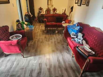 Photo of free Red Furniture need gone tonight (260 Doris Avenue, North York) #1