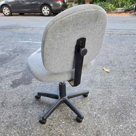 Photo of free Office Swivel Chair (94041) #4