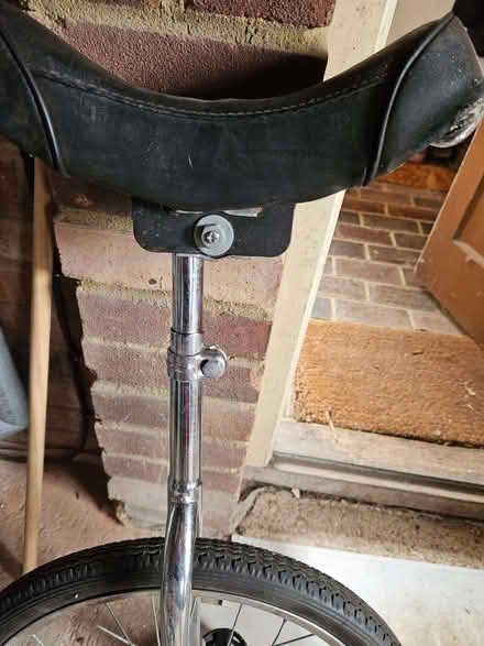 Photo of free unicycle (Woodingdean BN2) #3
