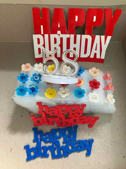 Photo of free Cake decor (Britannia/Terry Fox) #1