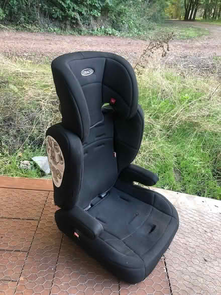 Photo of free Kids car seat Graco (Edinburgh EH13) #1