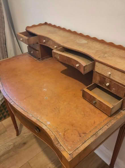 Photo of free Writing desk (Cranmer Avenue BN3) #2