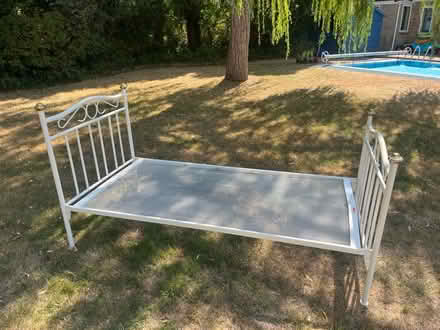 Photo of free White metal small single bed (Henley-on-Thames RG9) #1