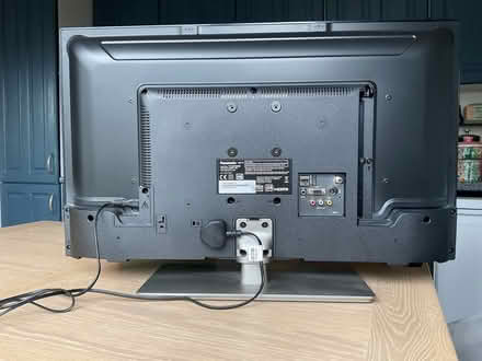 Photo of free 32” LED TV, 2022 model (Dovecote BS37) #2