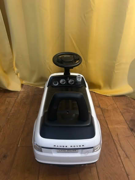 Photo of free Range rover electric toy car (Carr Bank LA7) #3