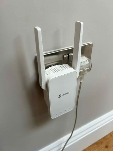 Photo of free Tp Link mesh WiFi extender (Stroud Green N4) #2