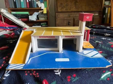 Photo of free Toy garage (Upper Wolvercote OX2) #1