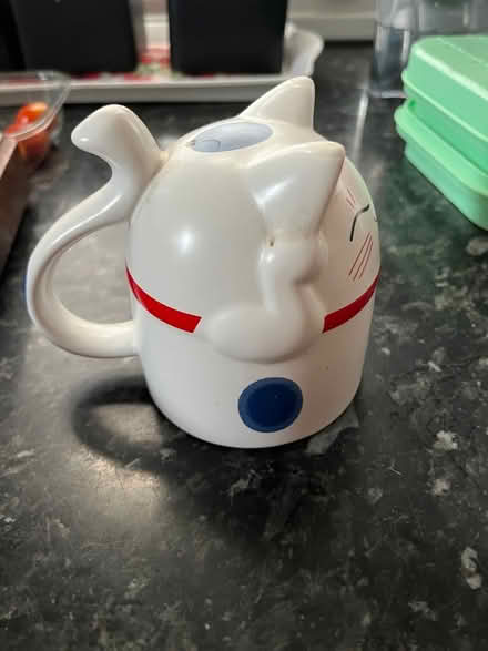 Photo of free Cat mug/ornament (Woodside CR0) #2