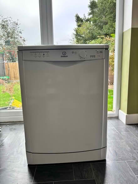 Photo of free Indesit dishwasher - working (Canterbury CT2) #1