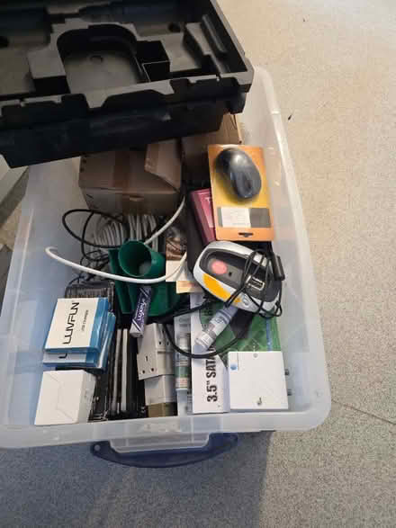 Photo of free create of odds and ends ideal for a boot sale (Benfleet SS7) #1