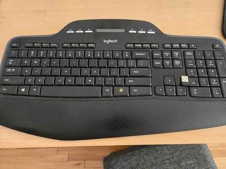 Photo of free Used - Old keyboard (Hell's Kitchen/Midtown West) #1