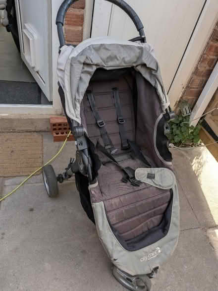 Photo of free Jogger pushchair (Glenfield LE3) #1