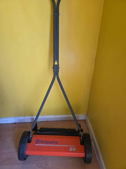 Photo of free Manual Lawn mover (Osterley TW7) #1