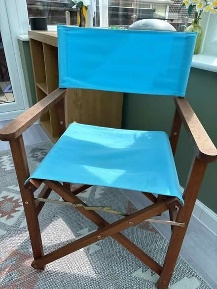 Photo of free 4 x wooden garden chairs (Waterlooville PO8) #1