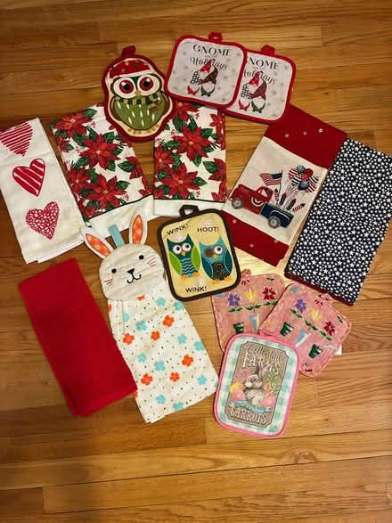 Photo of free Dish towels and pot holders (Saugerties) #1
