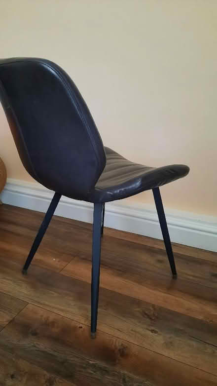 Photo of free dining chair x 1 (Abbey Wood SE2) #3