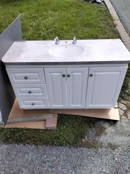 Photo of free Curb Alert: Harwick Cres (Bells Corners) #2