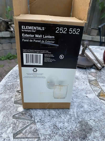 Photo of free Light Fixtures (Northeast Oak Park) #3